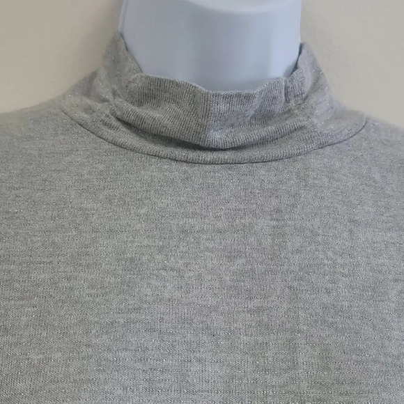 PST Project Social T Crop Top - Picture 2 of 7